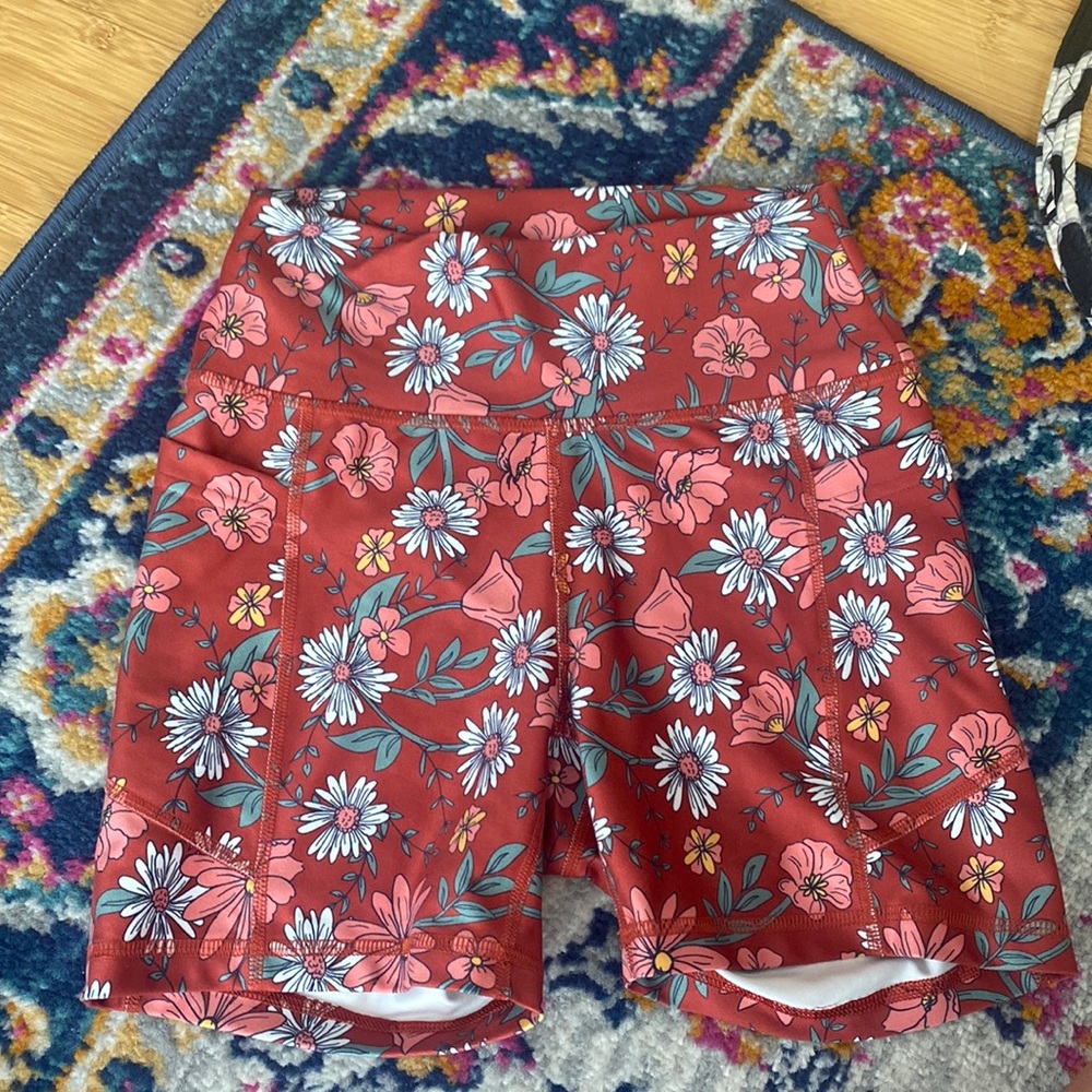 Hollister Gilly Hicks XS Rustic Floral Gym Shorts